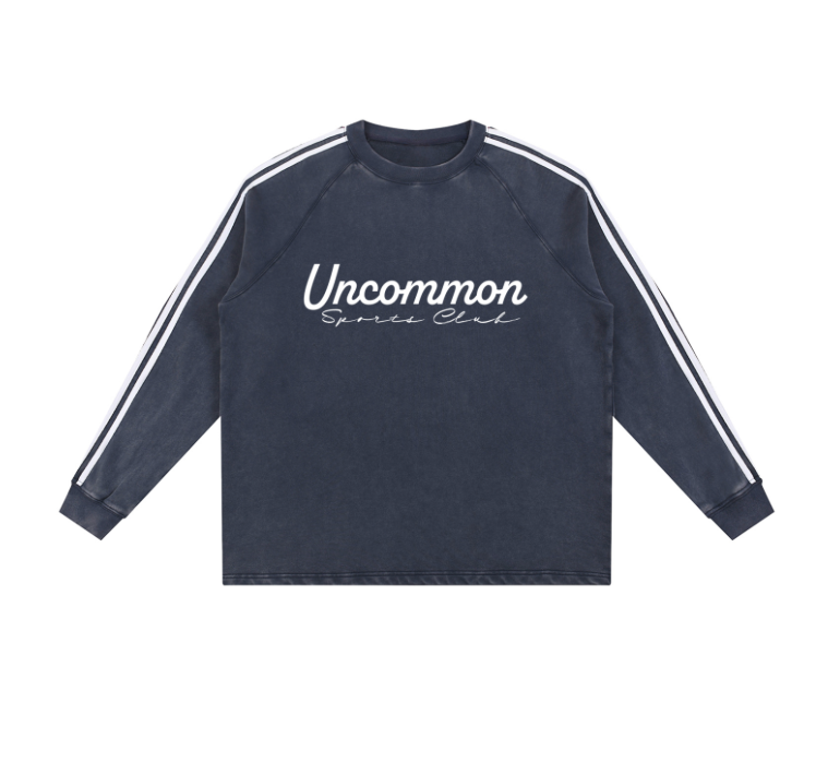 UNCOMMON SWEATSHIRT